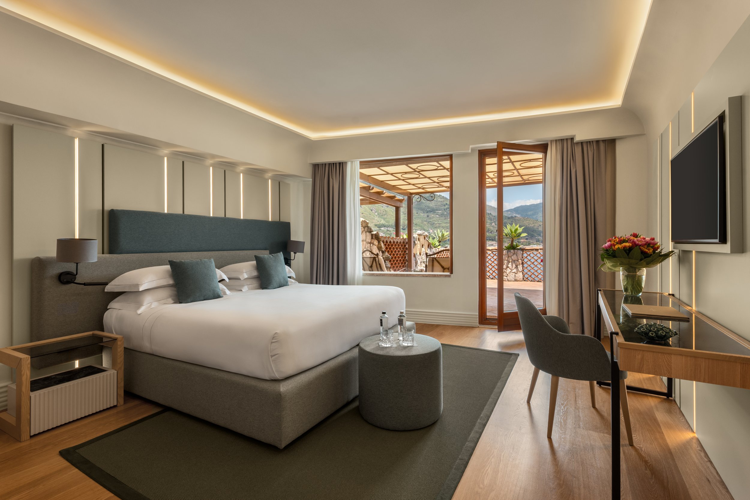 VRetreats Atlantis Bay sea view junior suite interior photographer London