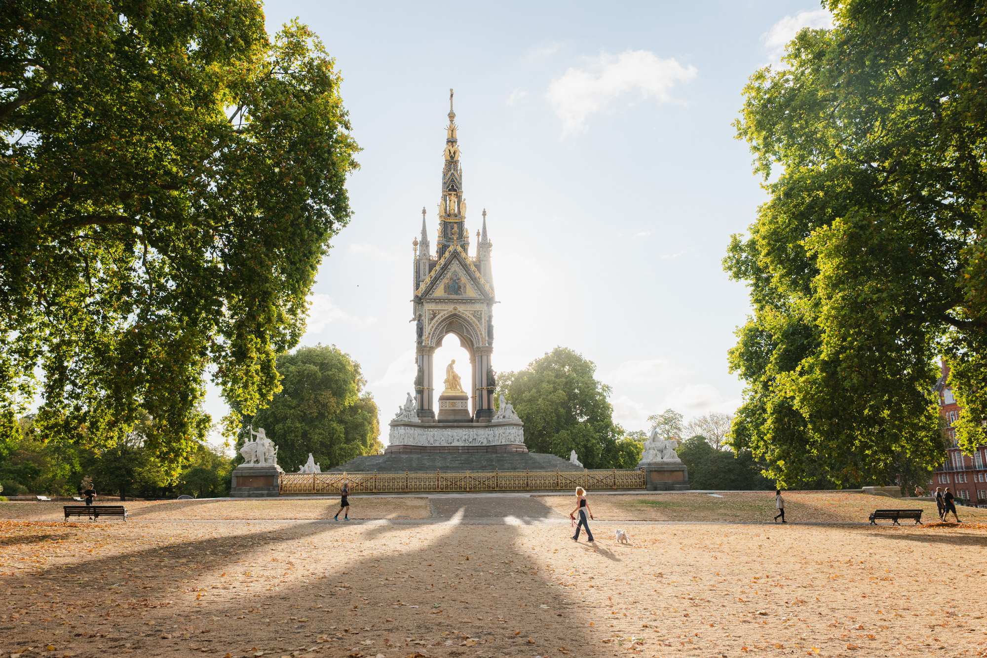 Cheval Collection neighbourhood photography — Knightsbridge street scene London