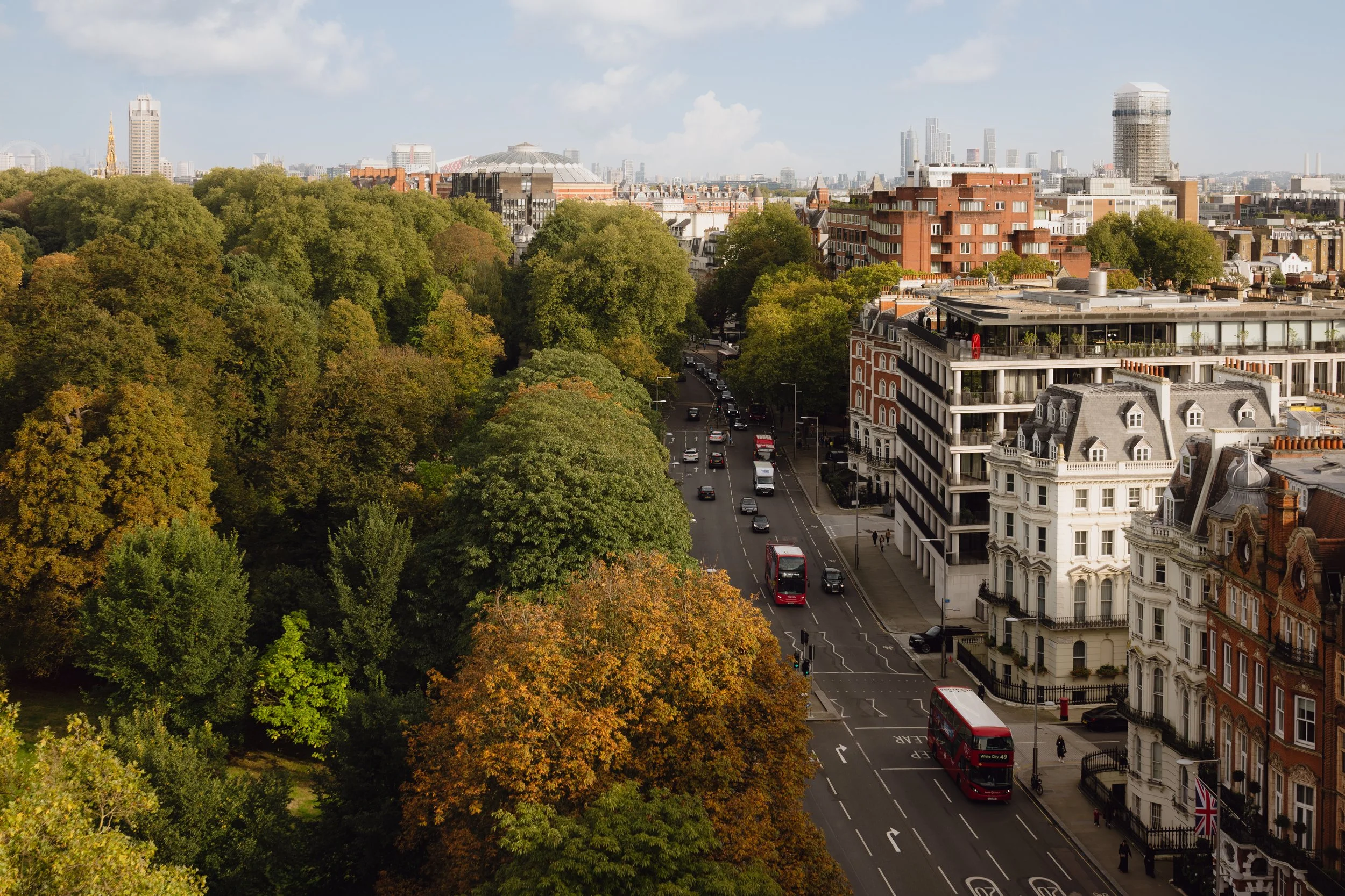 Royal Garden Hotel Kensington master suite hotel photography