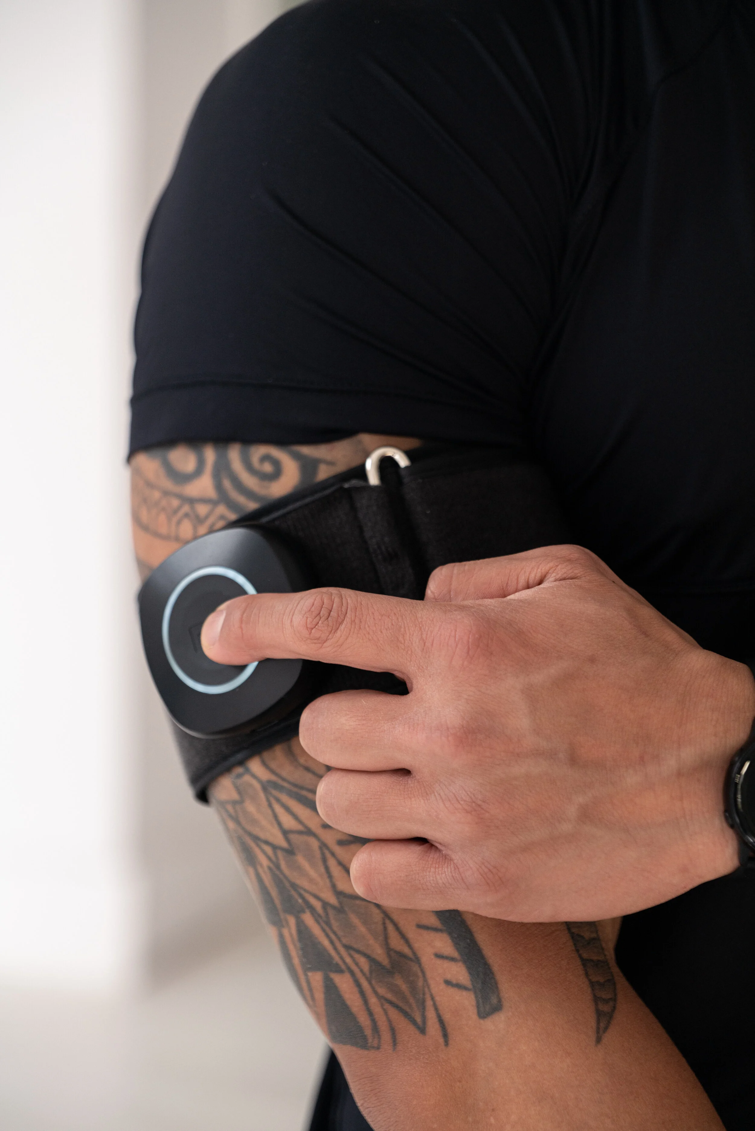 SAGA Fitness BFR training cuffs product photography