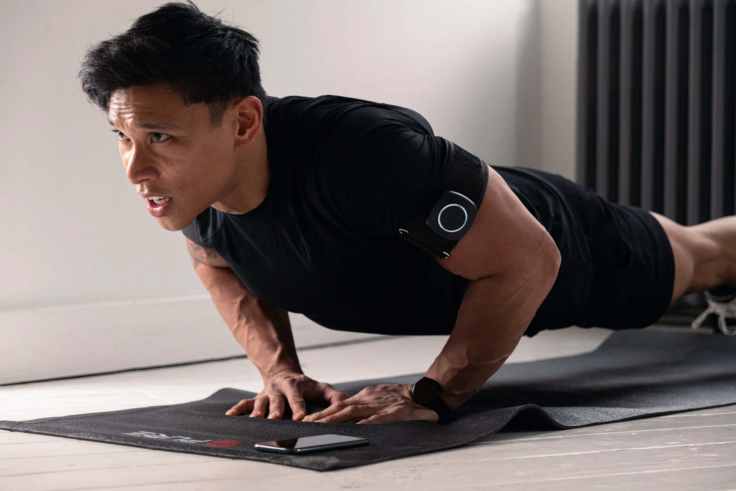 SAGA Fitness BFR cuffs fitness product photography